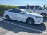 Used 2017 Lexus ES 300h image 2