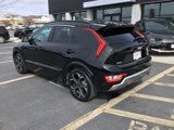 Used 2023 Kia Niro EX Touring image 5