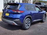 Used 2022 Nissan Rogue SV image 3