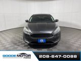 Used 2015 Ford Focus SE w/ SE Cold Weather Package image 3
