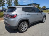Used 2022 Jeep Compass Latitude image 4