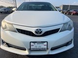 Used 2014 Toyota Camry SE image 2