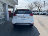 Used 2018 Nissan Rogue SV w/ Premium Package image 3