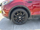 Used 2017 Ford Escape SE w/ SE Sport Appearance Package image 4