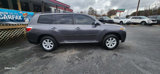 Used 2012 Toyota Highlander SE w/ Tow Pkg image 4