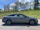 New 2025 Hyundai Elantra SEL image 3