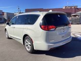 Used 2017 Chrysler Pacifica Touring-L Plus w/ Tire & Wheel Group image 6