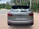 Used 2016 Porsche Cayenne w/ Driver Memory Package image 3