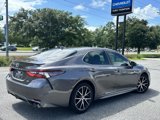 Used 2022 Toyota Camry SE image 4