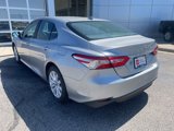 Used 2020 Toyota Camry LE image 5