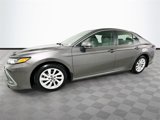 Certified 2022 Toyota Camry LE image 4