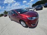 Used 2019 Chrysler Pacifica Touring Plus image 3