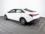 New 2025 Hyundai Elantra SE image 5