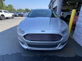 Used 2016 Ford Fusion SE image 2