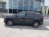 Used 2023 GMC Terrain SLT image 3