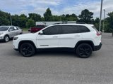 Used 2020 Jeep Cherokee Latitude Plus image 4