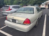 Used 2003 Ford Crown Victoria image 4