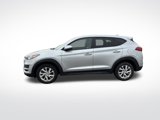 Used 2020 Hyundai Tucson SE image 2