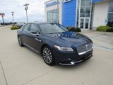 Used 2017 Lincoln Continental Select image 3