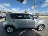 Used 2015 Kia Soul + image 6