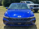Used 2024 Hyundai Elantra SEL w/ Convenience Package image 2