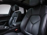 Certified 2025 Porsche Macan image 5