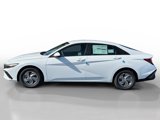 New 2025 Hyundai Elantra SE image 2