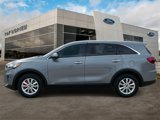Used 2020 Kia Sorento AWD V6 image 2