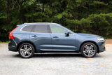 Used 2018 Volvo XC60 T5 Momentum w/ Vision Package image 2