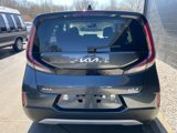 Used 2025 Kia Soul LX image 4