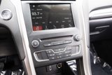 Used 2018 Ford Fusion SE image 3