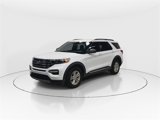 Used 2020 Ford Explorer XLT w/ Equipment Group 202A image 4