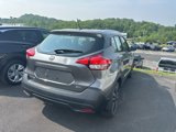 Used 2019 Nissan Kicks SV image 4