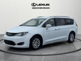 Used 2018 Chrysler Pacifica Touring-L image 3