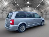 Used 2013 Chrysler Town & Country Touring-L w/ Driver Convenience Group image 3