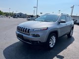 Used 2015 Jeep Cherokee Limited w/ Luxury Group image 3