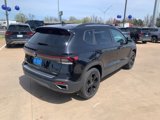 New 2025 Volkswagen Taos SE image 4