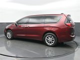 Used 2023 Chrysler Pacifica Touring-L w/ Uconnect Theater Family Group image 3