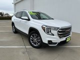 Used 2022 GMC Terrain SLT w/ Infotainment Package II image 3