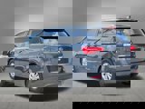 Used 2017 Kia Sedona LX w/ LX Essentials Premium Package image 4