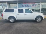 Used 2016 Nissan Frontier SV image 3