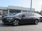 Used 2021 Nissan Altima 2.5 SV image 2