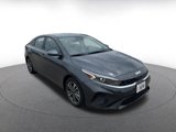 Used 2024 Kia Forte LXS image 3