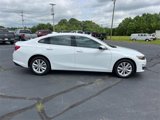 Used 2023 Chevrolet Malibu LT image 2