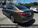 Used 2017 Honda Accord Touring image 4