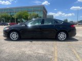 Used 2016 Ford Fusion SE w/ Equipment Group 202A image 2