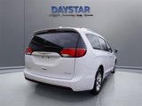 Used 2020 Chrysler Pacifica Limited image 4