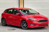 Used 2015 Ford Focus SE w/ SE Sport Package image 2