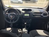 Used 2021 Jeep Renegade Latitude w/ Luxury Group II image 6