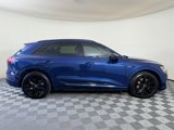 Used 2021 Audi e-tron Premium Plus w/ Premium Plus Package image 2